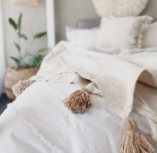 PomPom Throw Blanket Plaid Tassel, Cream With Caramel PomPom