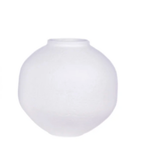 Novus White Vase